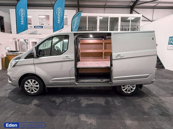 2025 Ford Transit Custom