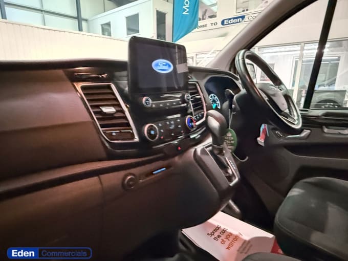 2025 Ford Transit Custom