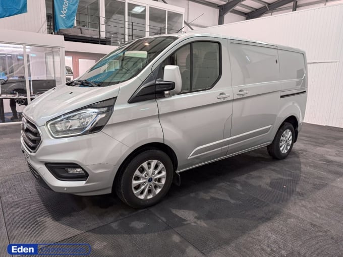 2025 Ford Transit Custom