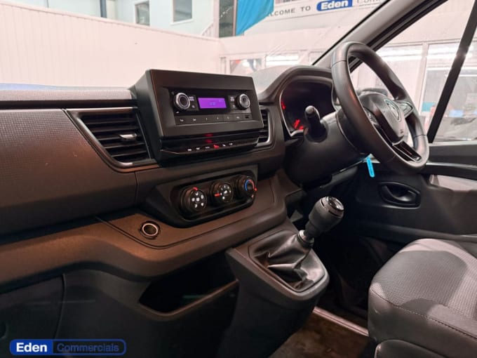 2025 Renault Trafic