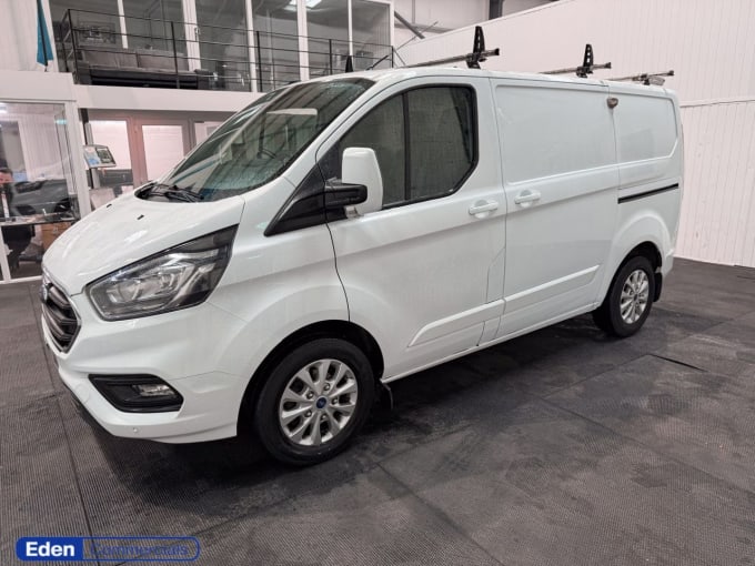 2025 Ford Transit Custom