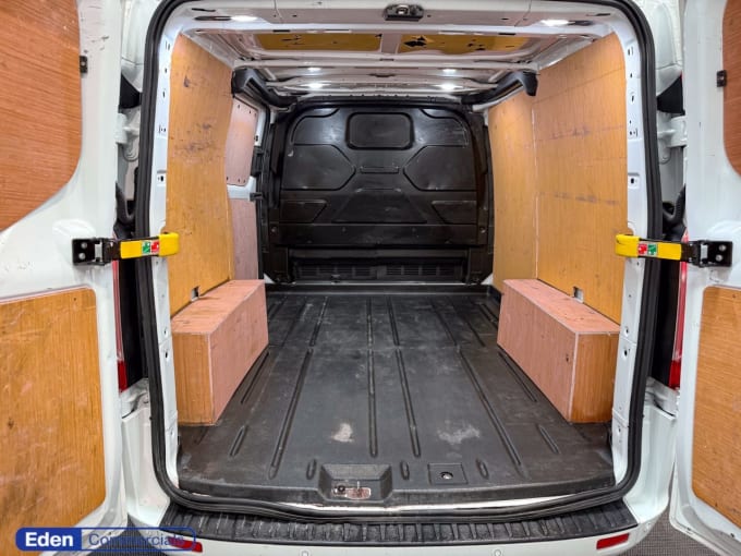 2025 Ford Transit Custom