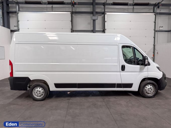 2025 Peugeot Boxer