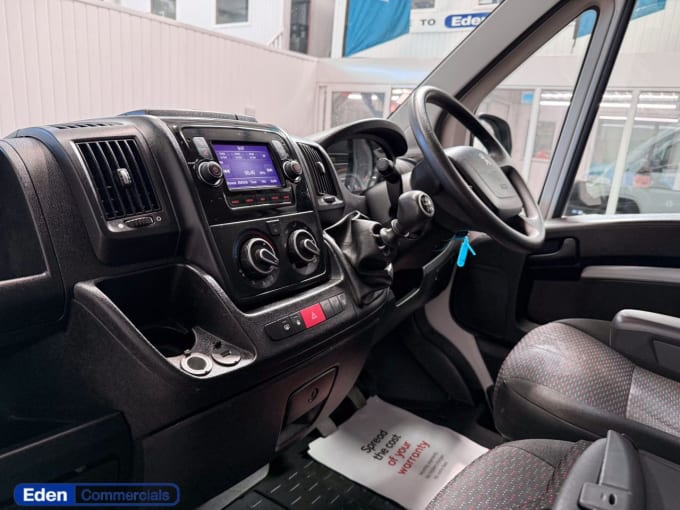 2025 Peugeot Boxer