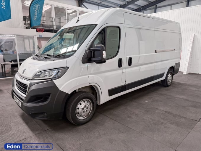 2025 Peugeot Boxer