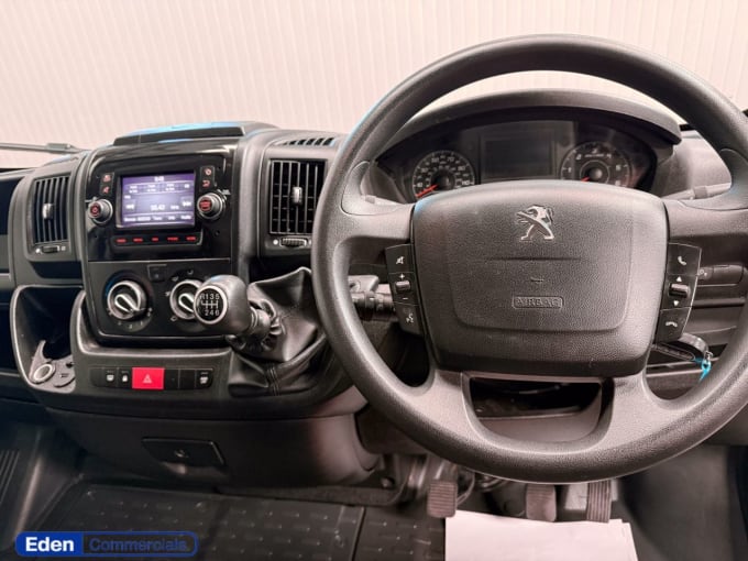 2025 Peugeot Boxer