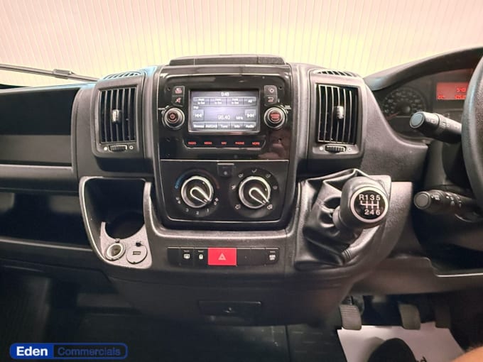 2025 Peugeot Boxer