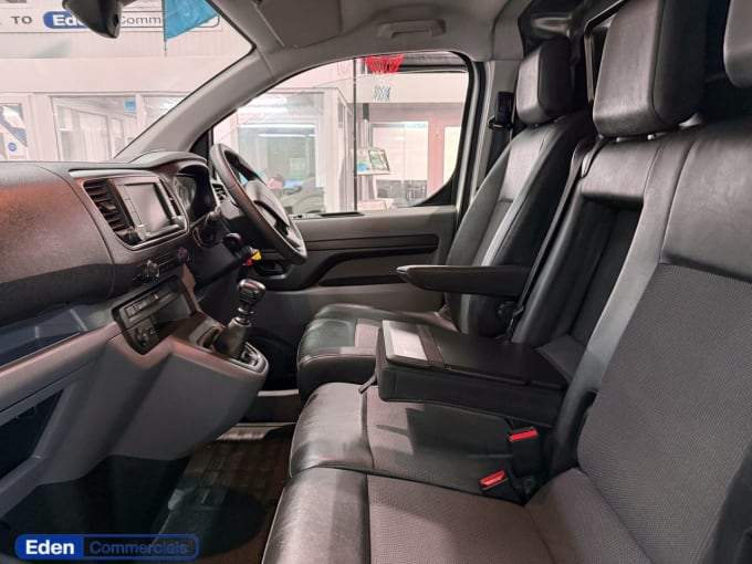 2025 Peugeot Expert