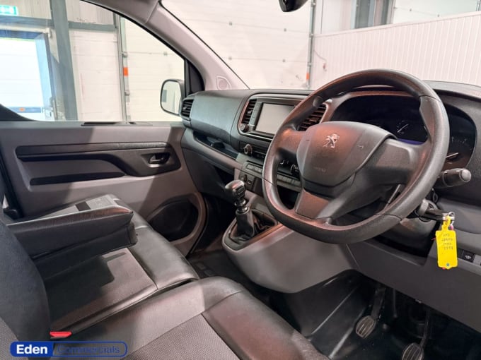 2025 Peugeot Expert