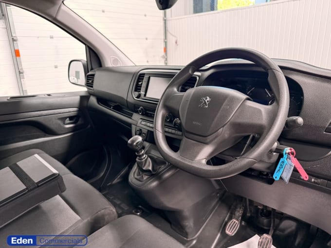 2025 Peugeot Expert