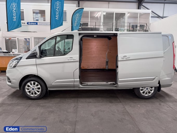2025 Ford Transit Custom