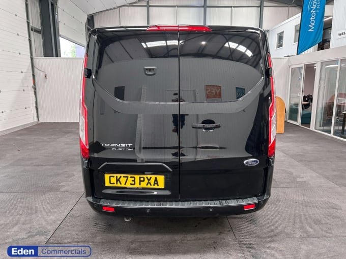 2025 Ford Transit Custom