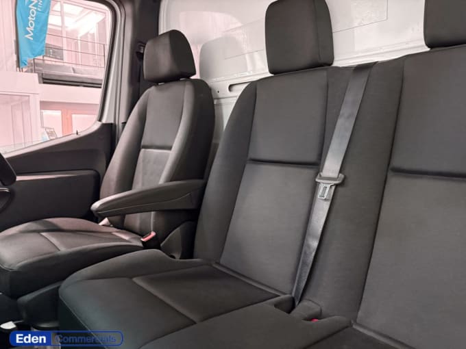 2025 Mercedes-benz Sprinter