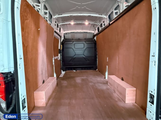 2025 Ford Transit