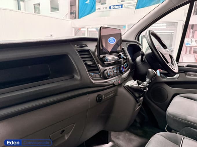 2025 Ford Transit Custom