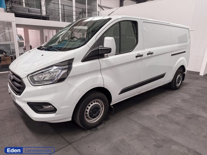 2025 Ford Transit Custom