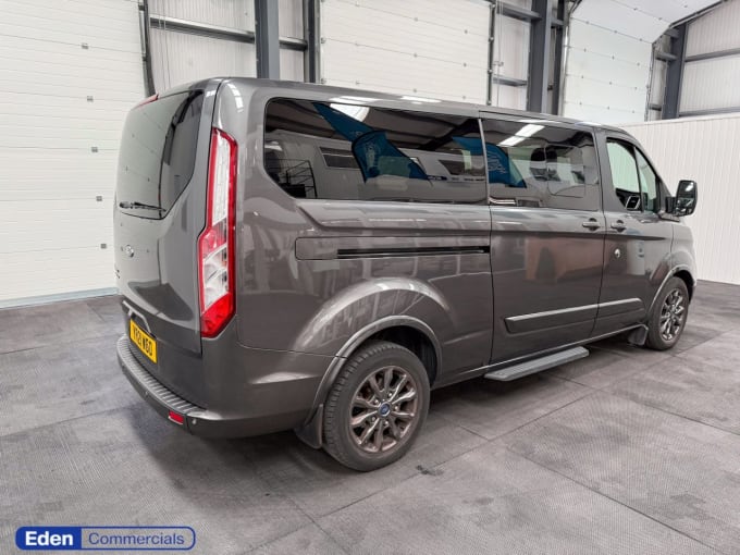 2025 Ford Tourneo Custom