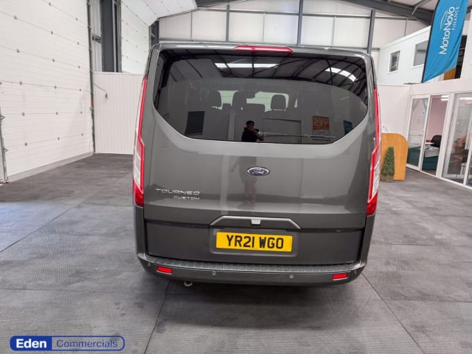 2025 Ford Tourneo Custom