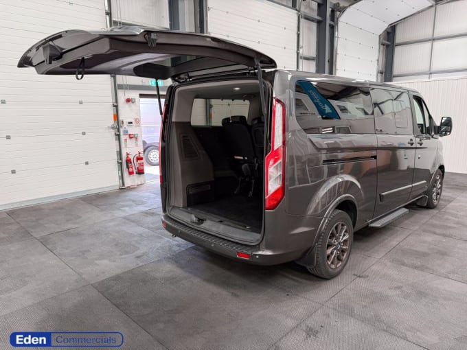 2025 Ford Tourneo Custom