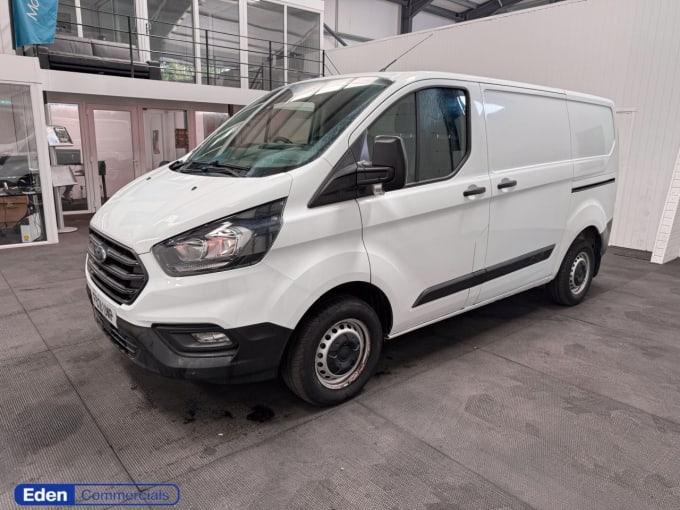 2025 Ford Transit Custom