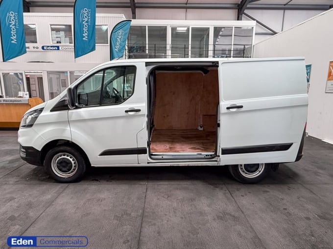 2025 Ford Transit Custom