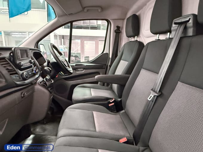 2025 Ford Transit Custom