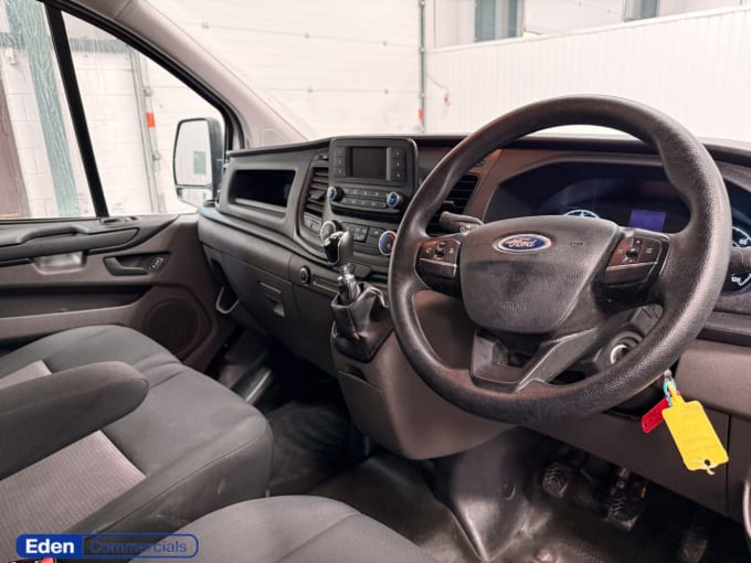 2025 Ford Transit Custom