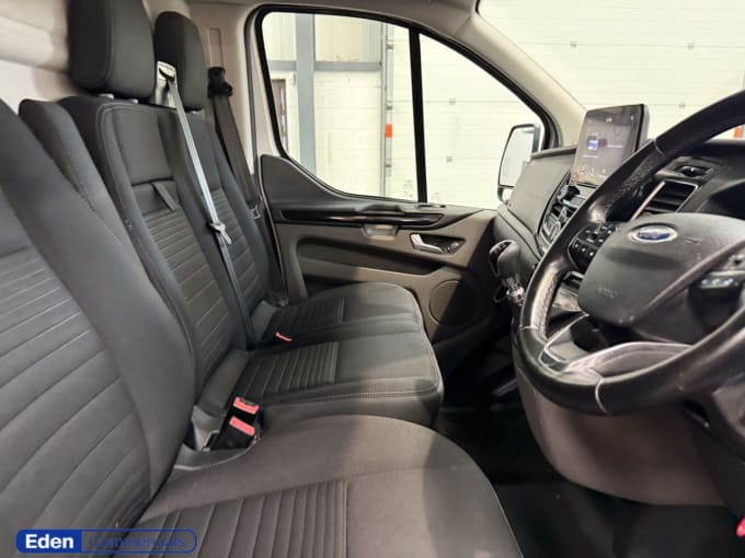 2025 Ford Transit Custom