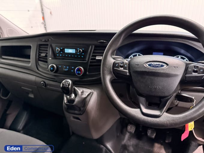 2025 Ford Transit Custom