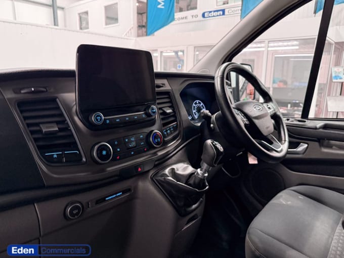 2025 Ford Transit Custom