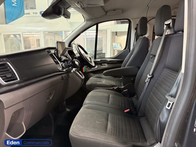 2025 Ford Transit Custom