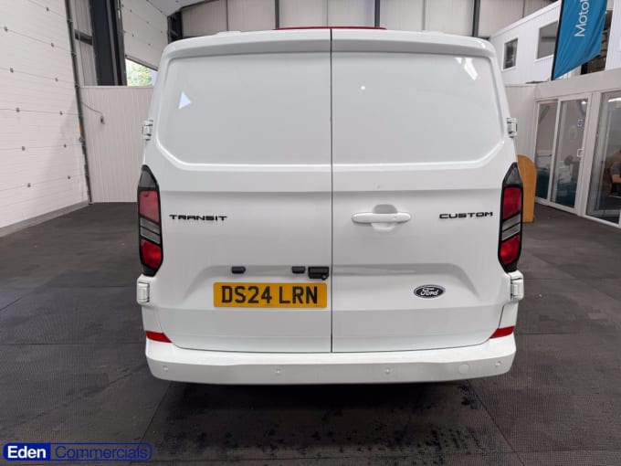 2025 Ford Transit Custom