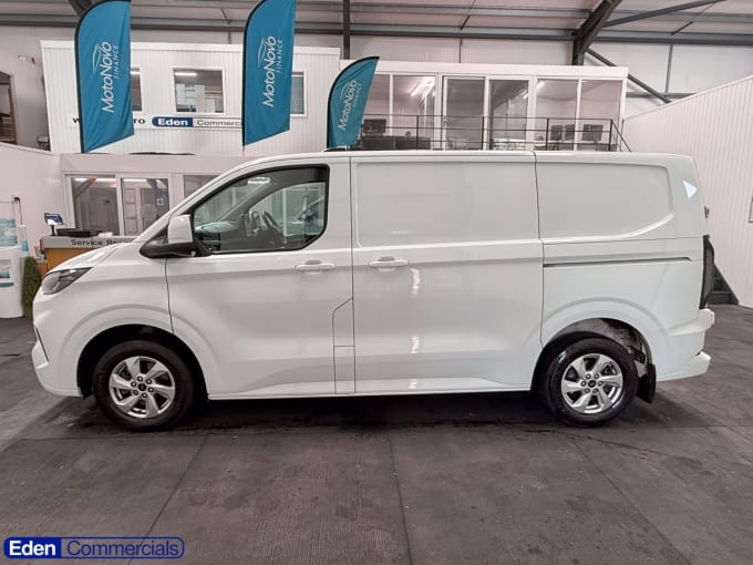 2025 Ford Transit Custom