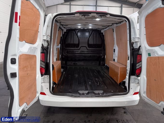 2025 Ford Transit Custom