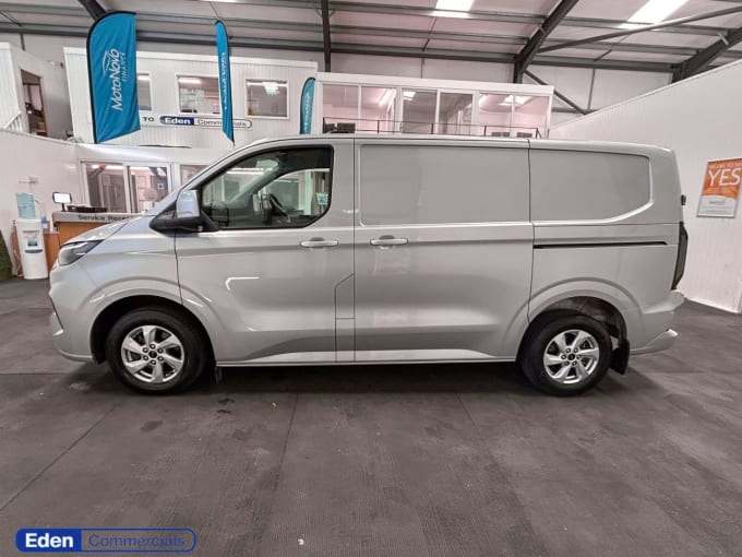 2025 Ford Transit Custom