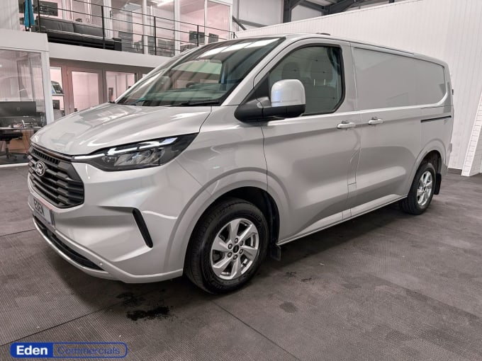 2025 Ford Transit Custom