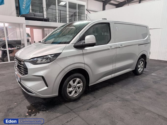 2025 Ford Transit Custom