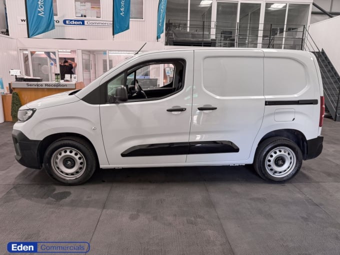 2025 Vauxhall Combo