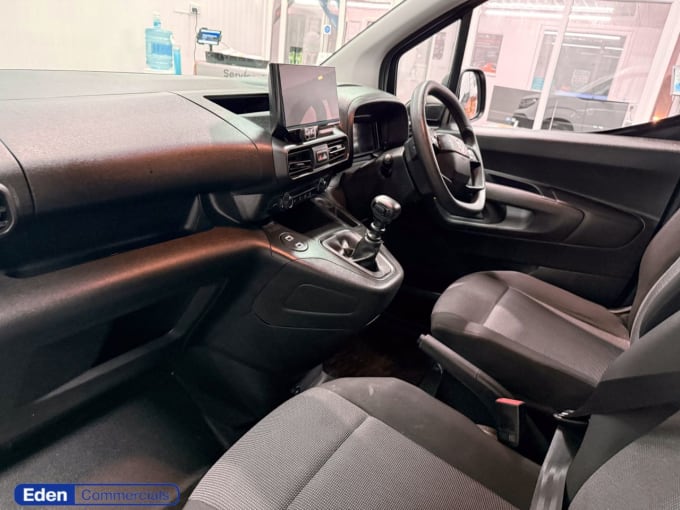2025 Vauxhall Combo