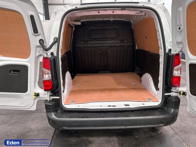 2025 Vauxhall Combo