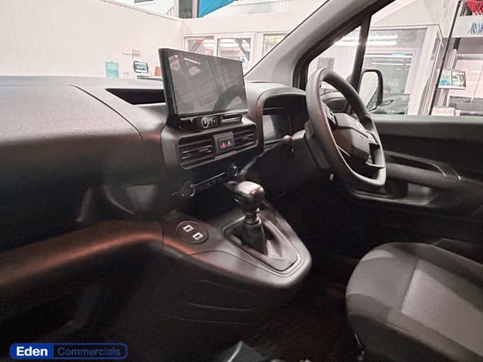 2025 Vauxhall Combo