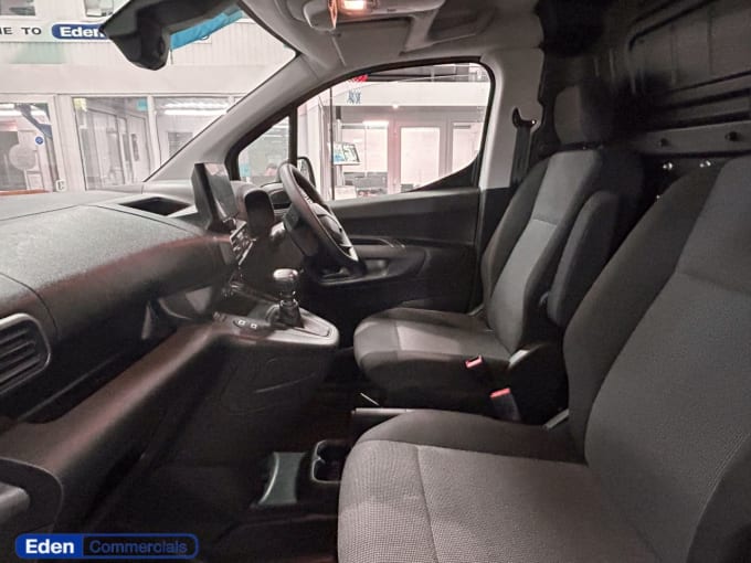 2025 Vauxhall Combo