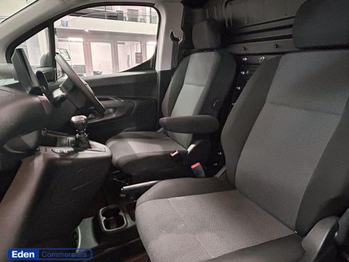 2025 Vauxhall Combo