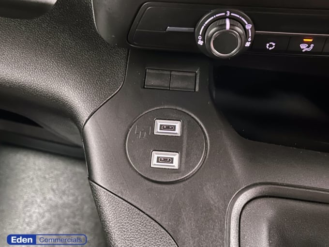 2025 Vauxhall Combo