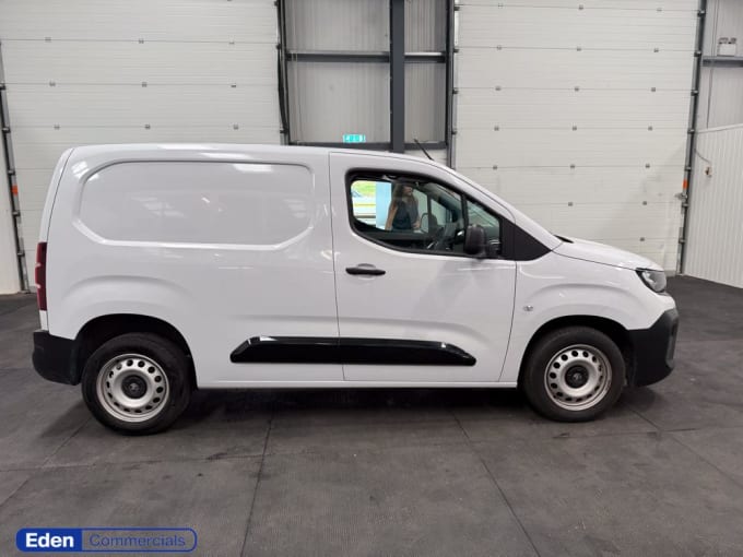 2025 Vauxhall Combo