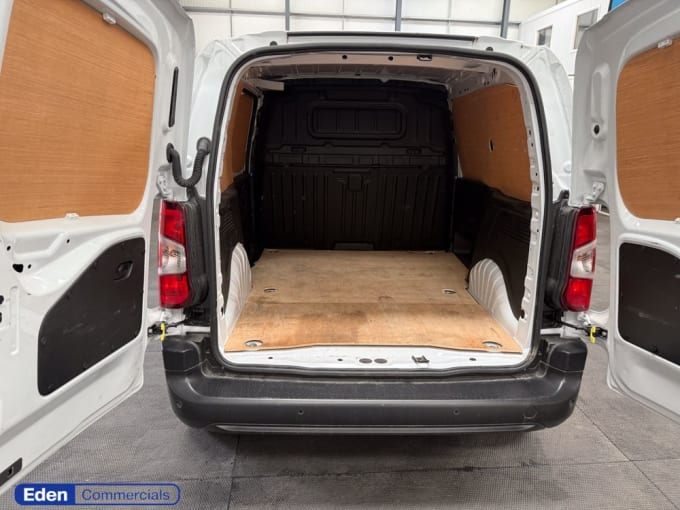 2025 Vauxhall Combo