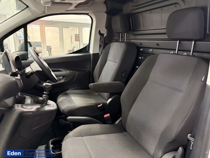 2025 Vauxhall Combo