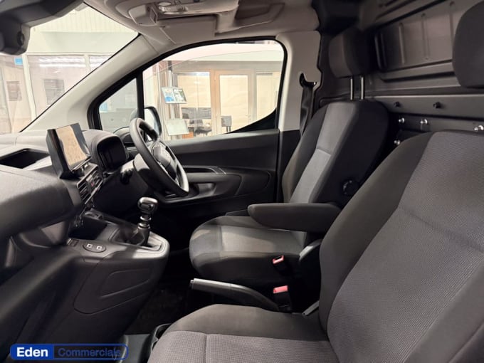 2025 Vauxhall Combo