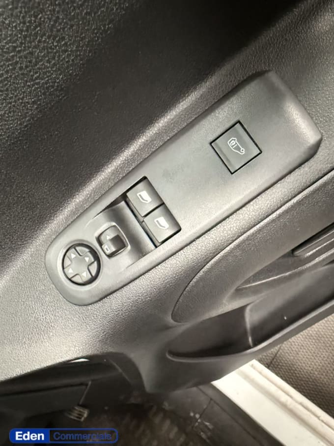 2025 Vauxhall Combo