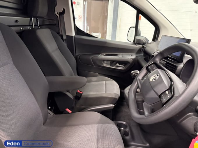 2025 Vauxhall Combo